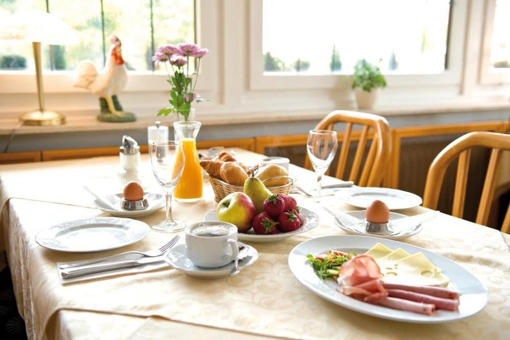Hotel Gasthof Roessle Rottenburg am Neckar Екстериор снимка